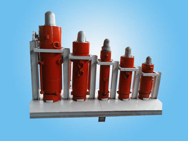 立柱千斤頂?shù)氖褂眉氨pB(yǎng)