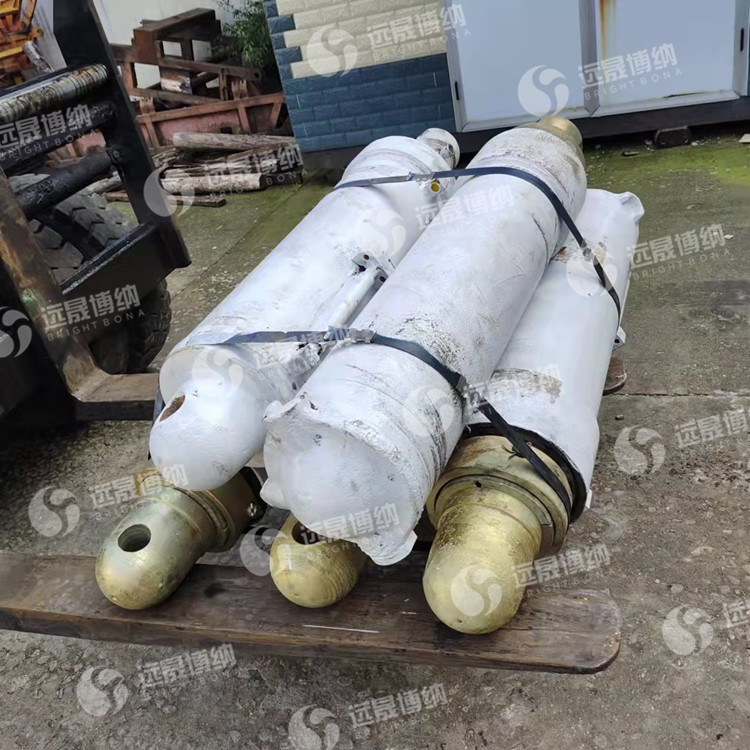 綜采支架前梁千斤頂維修